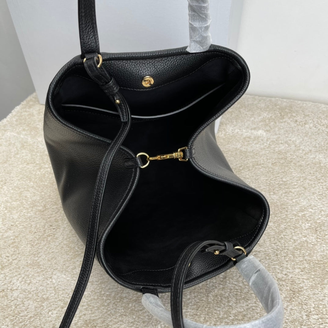 Bucket Bag